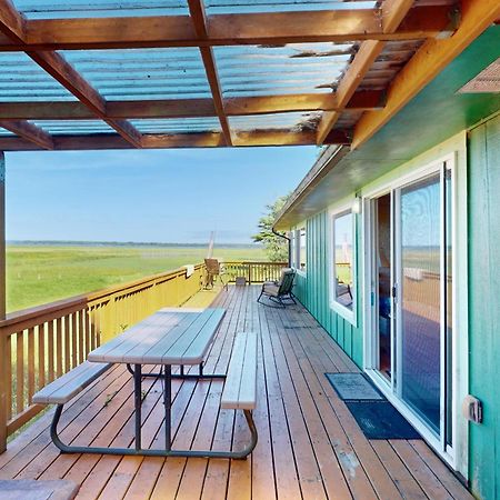 Surfer'S A Landing Villa Уестпорт Екстериор снимка
