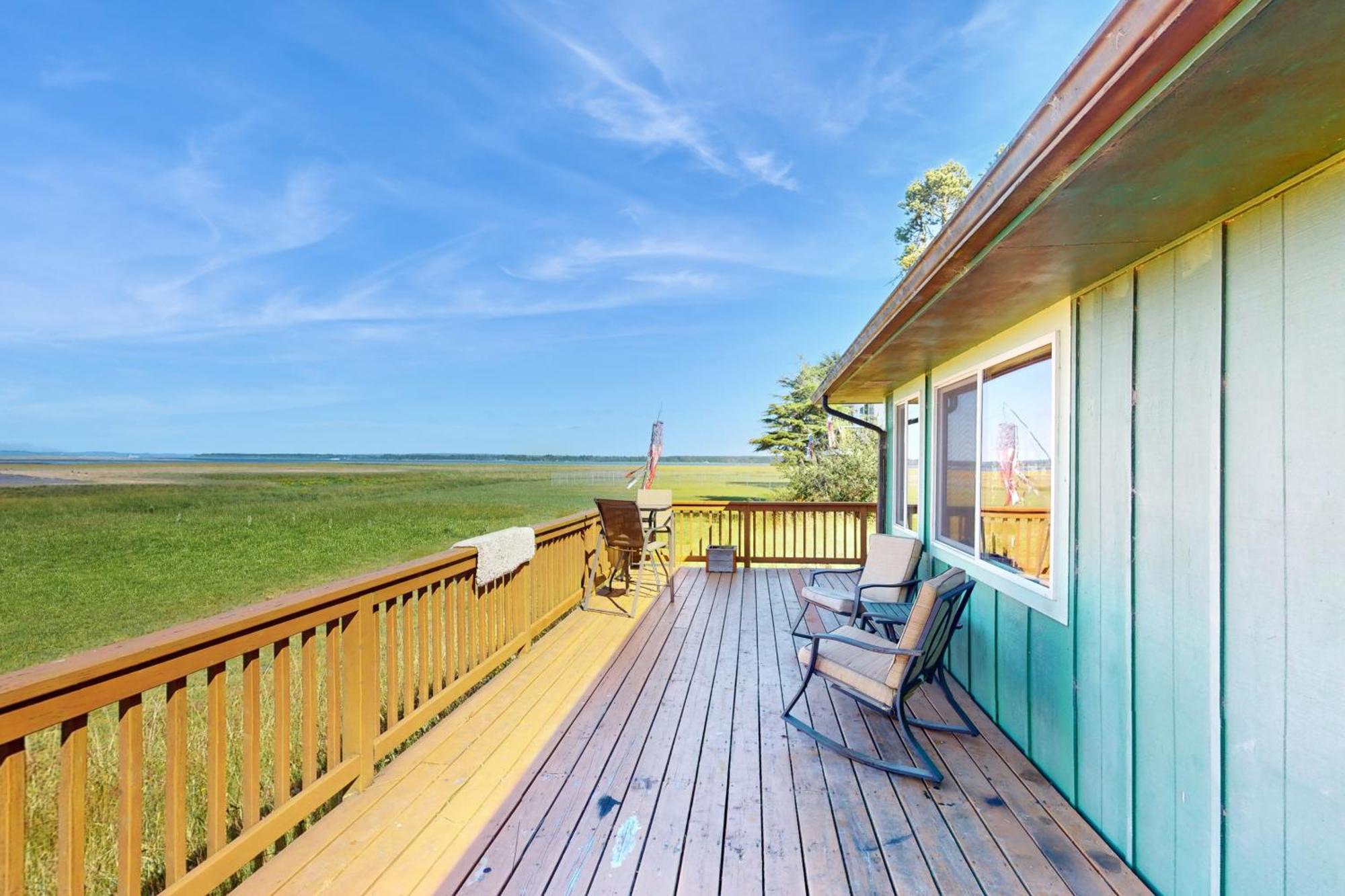 Surfer'S A Landing Villa Уестпорт Екстериор снимка
